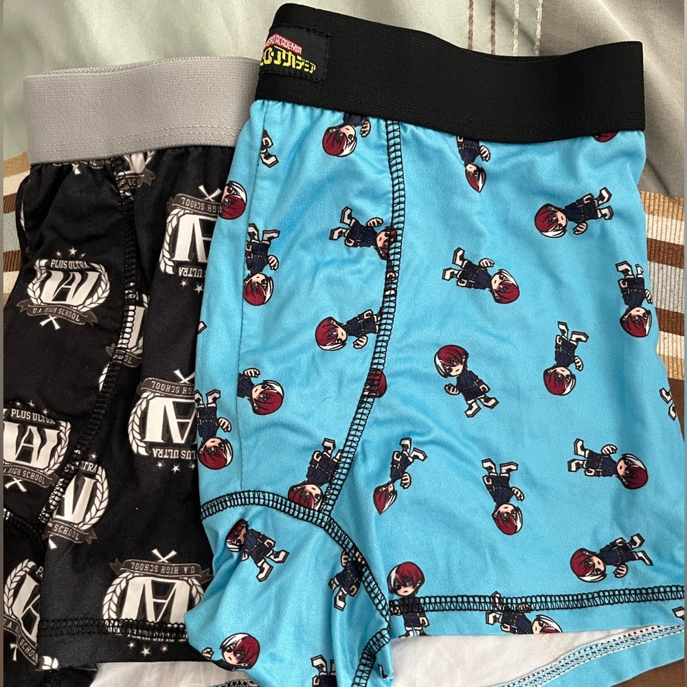 ❤️SOLD❤️Hot topic My Hero Academia Boxer Briefs M
